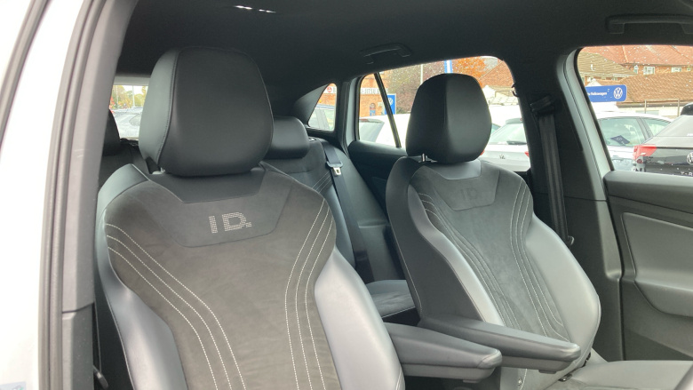 Volkswagen ID.4 109kW Life Pure 52kWh 5dr Auto Electric Estate